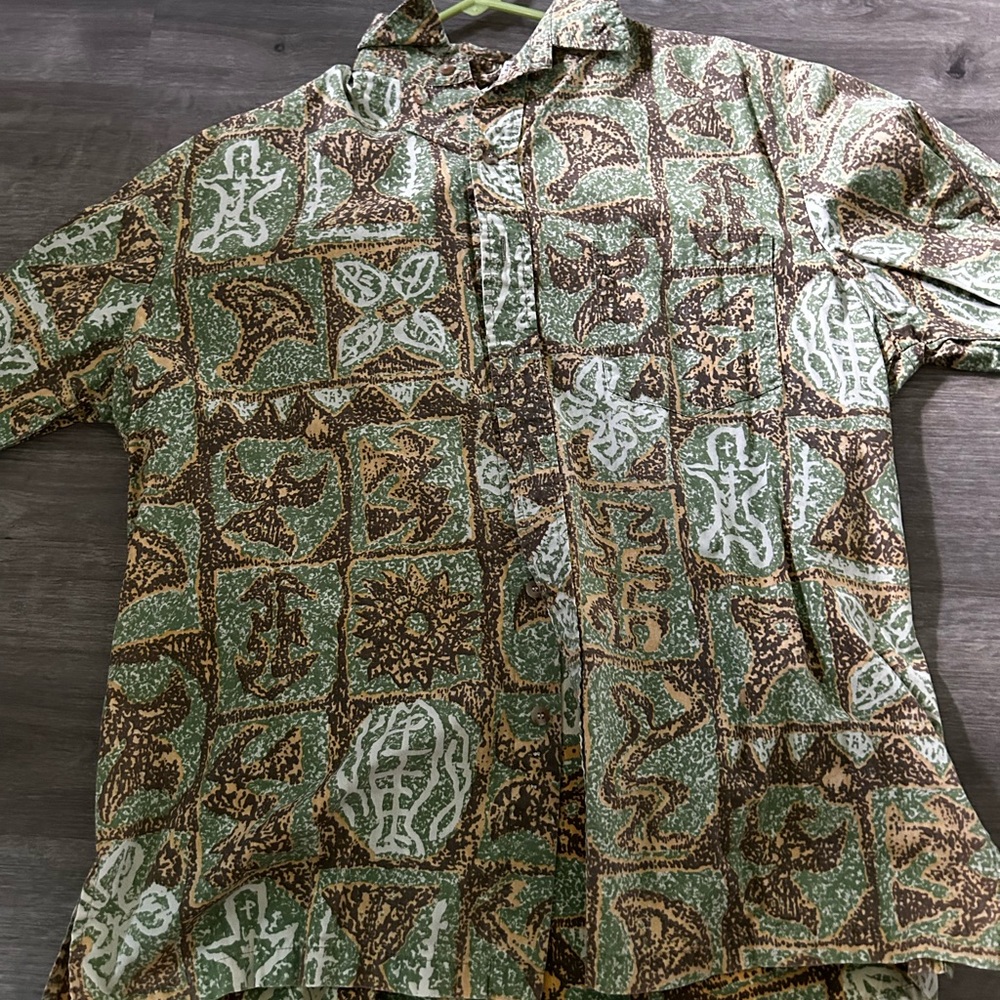 Stylish Green and Brown Casual Button-Down Shirt